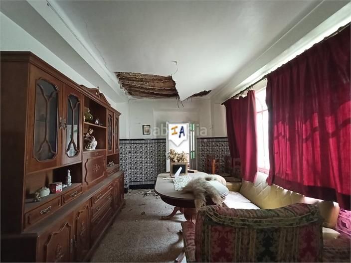 Foto 19e8e7e9-f508-4884-a9d8-6dd36ee89a45. Casa adossada a Casariche