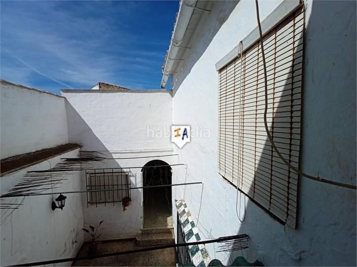 Foto d0e9ad10-6d87-47d5-bf6a-4d5ee3e75bab. Casa adossada a Casariche