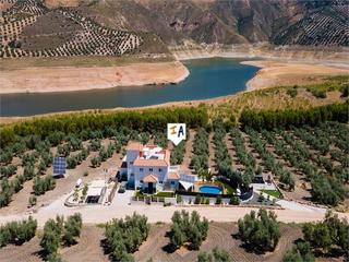 House in Iznájar