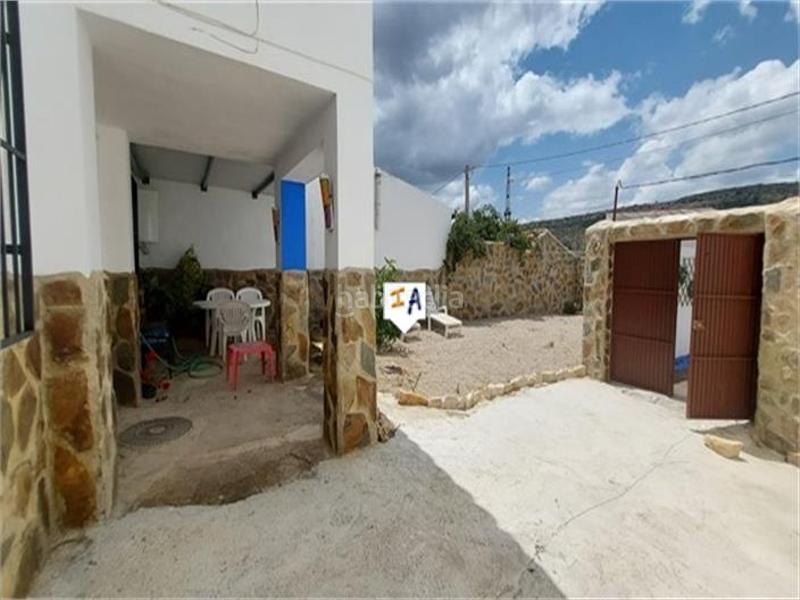 Foto fc68eefd-f0fd-40b4-a333-e70b4935ebc8. Casale con parcheggio in Carcabuey