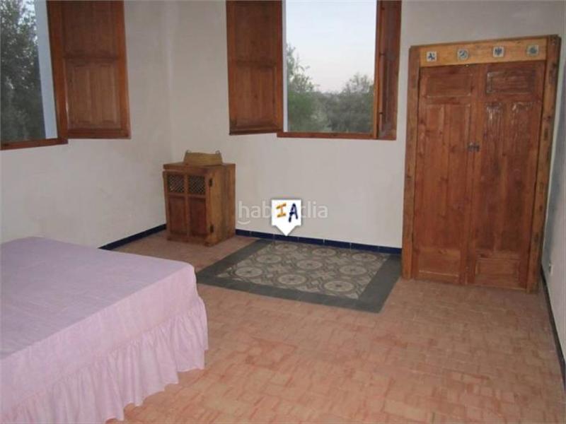 Foto b58b5e90-5fdb-43d0-b079-40fb554bf796. Masia amb aparcament a Iznájar