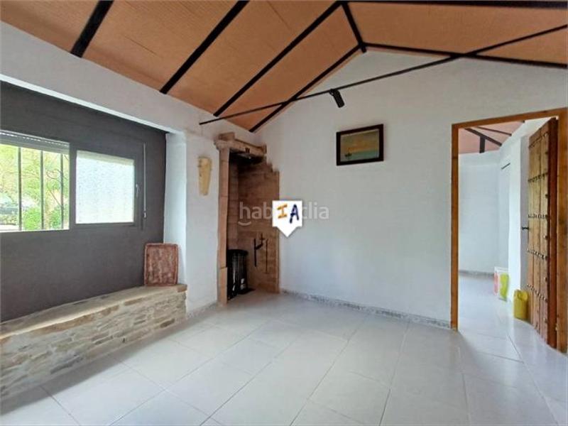 Foto c5a667e5-9b44-4bc2-b1fe-68bd5ff43b16. Masia amb aparcament a Iznájar
