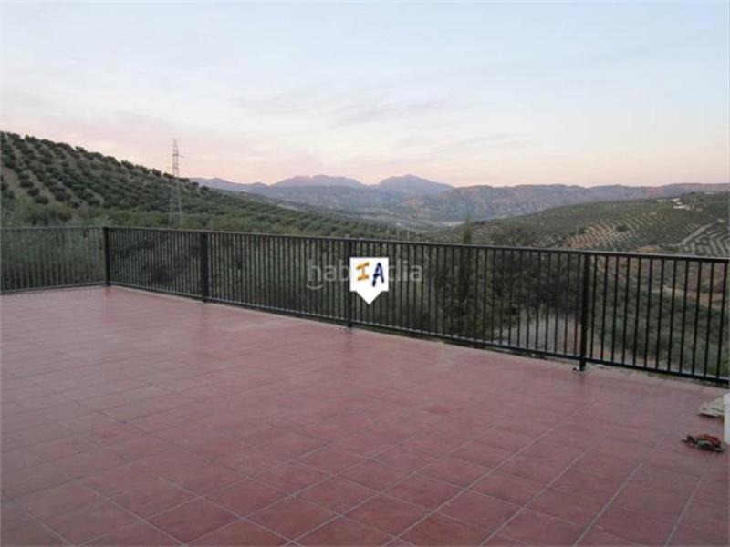 Foto ca8fb896-3208-443d-ac69-469b05aa9338. Masia amb aparcament a Iznájar