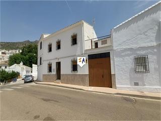 Semi detached house in Priego de Córdoba