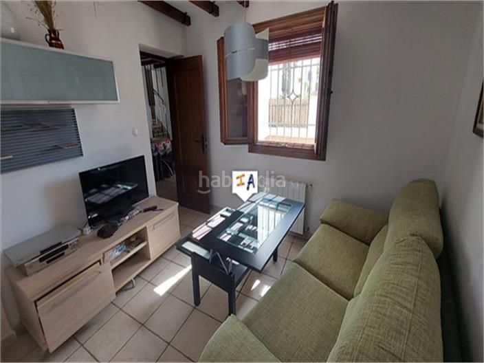 Foto c4596af6-ccb3-48cd-81c8-49a337e67c33. Casa adosada en Moclín