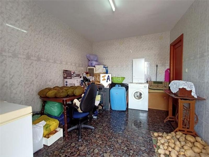 Foto a7938519-b214-486d-a2a4-a78588c9fcf3. Casa adosada en Rute