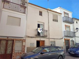 Casa adossada a Valdepeñas de Jaén