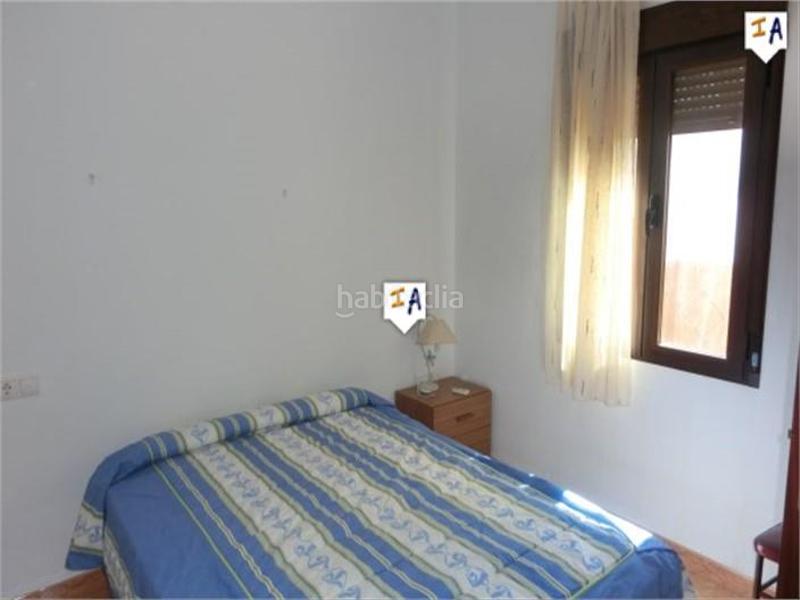 Foto e8dd8410-5328-484f-81b9-9bd5797ddd7b. Casa adossada a Fuente - Tójar