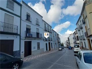 Casa adossada a Luque