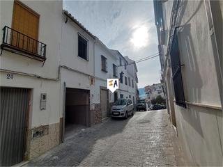 Casa adossada a Luque