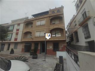 Casa adossada a Ítrabo