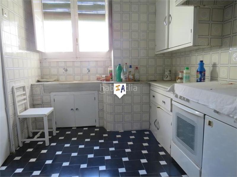 Foto d8e58da1-f111-4304-890f-e985856148e5. Casa adossada a Martos