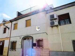 Semi detached house in Alcaudete