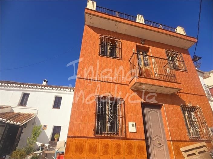 Foto 2a5f12ae-dcd8-481c-a5c3-c86e6458b2dd. Semi detached house in Alcaucín