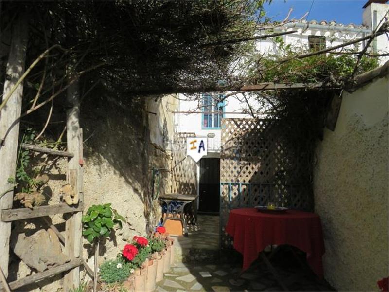 Foto a9ddd1ea-f75e-4573-a157-c1cb976eb86a. Casa a schiera in Martos