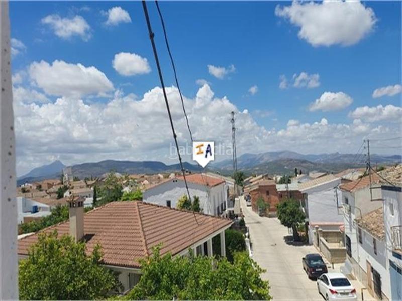 Foto f96dc5a3-efd3-4e9f-b42d-e89b82c74376. Casa adossada amb aparcament a Alcalá la Real