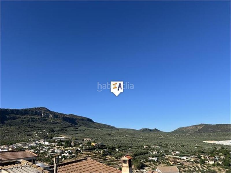 Foto 93ff024f-927a-4349-a82b-3c54662c6250. Casa adossada amb aparcament a Castillo de Locubín