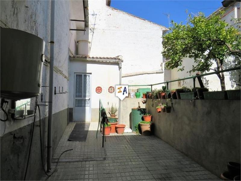 Foto 9fa35b9f-01a8-4e8d-b2fe-d0d97479ea20. Casa adossada a Alcaudete