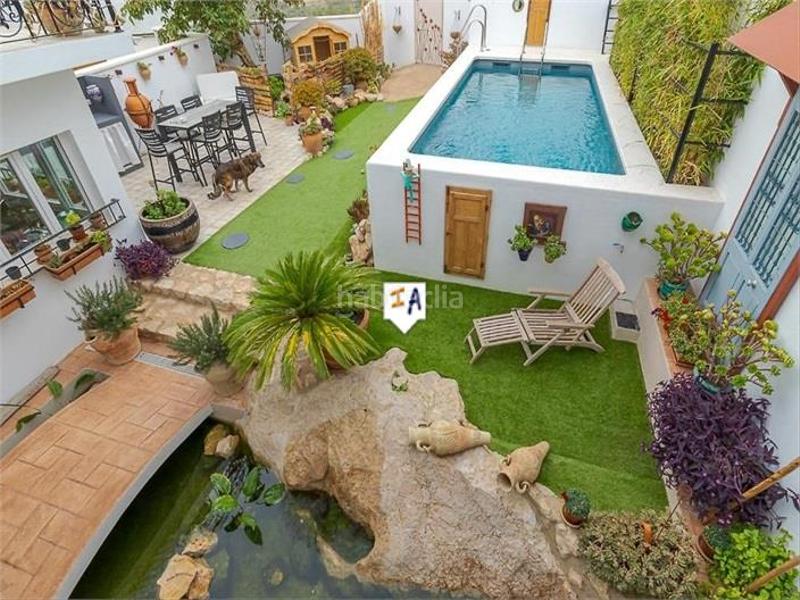 Foto 12e98c46-e99f-48fd-a857-455142747baf. Casa adossada amb piscina a Alfarnatejo