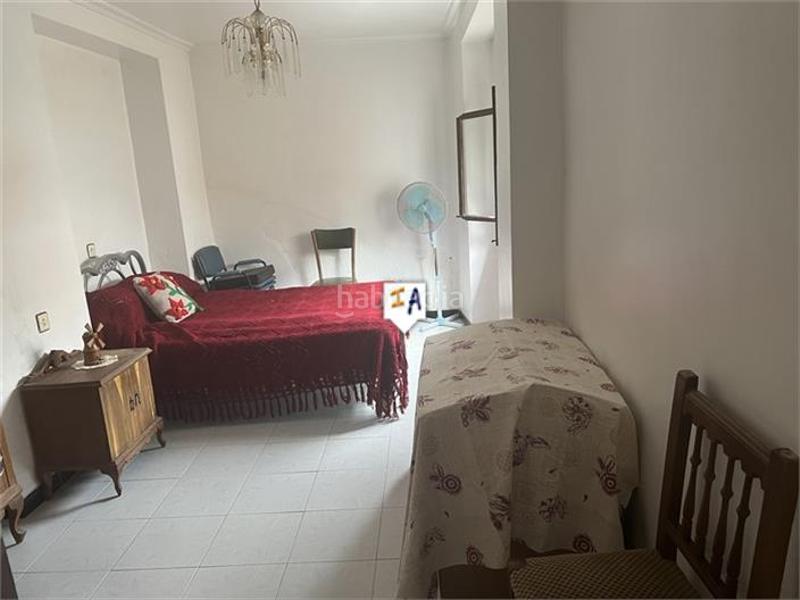 Foto ff0752c3-709a-4833-ace1-065a4bd1acc3. Casa adossada amb aparcament a Luque
