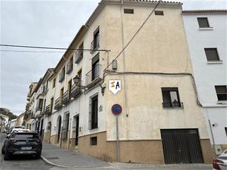 Casa adossada a Alcalá la Real