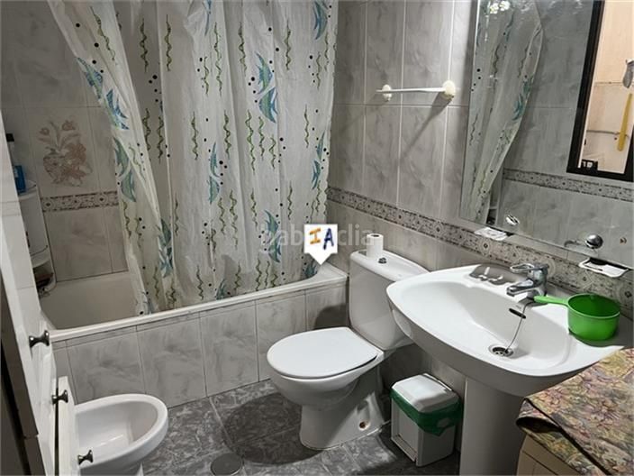 Foto ca537b74-7333-4fe8-a537-a99474717586. Maison jumelée avec parking dans Alcalá la Real