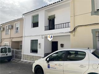 Casa adossada a Cabra