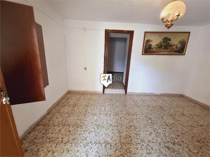 Foto ccedc96d-06d2-42af-a14c-ab5e08666467. Casa adossada a Alcaucín