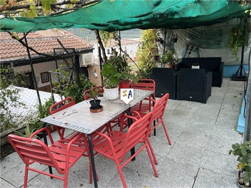 Foto 068513e4-6dc0-4b5d-a7ec-a4310a6bae21. Casa a schiera con parcheggio piscina in Castillo de Locubín