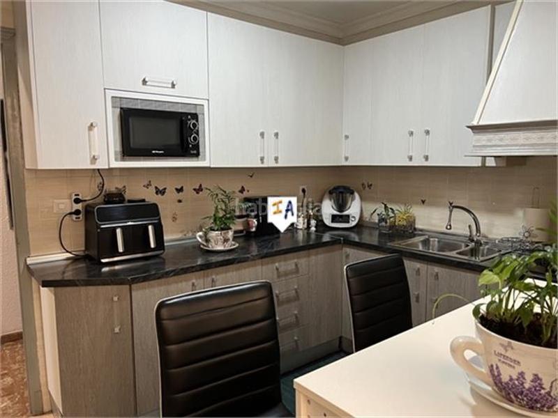 Foto 1a7c0f16-6d72-421b-b486-09faf9e05e3a. Casa a schiera con parcheggio piscina in Castillo de Locubín