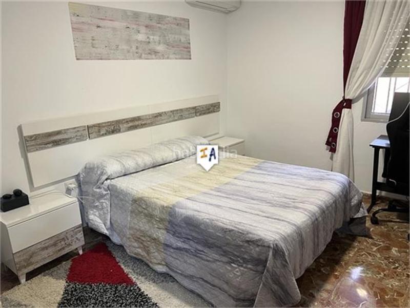 Foto 9cf1b092-b866-4471-90d8-dd48b976cc48. Casa a schiera con parcheggio piscina in Castillo de Locubín