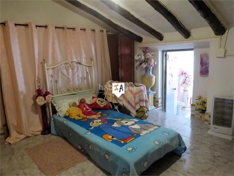 Foto 94ec7b60-cf1f-416d-823f-a92c57dbec38. Casa adosada en Alcaudete