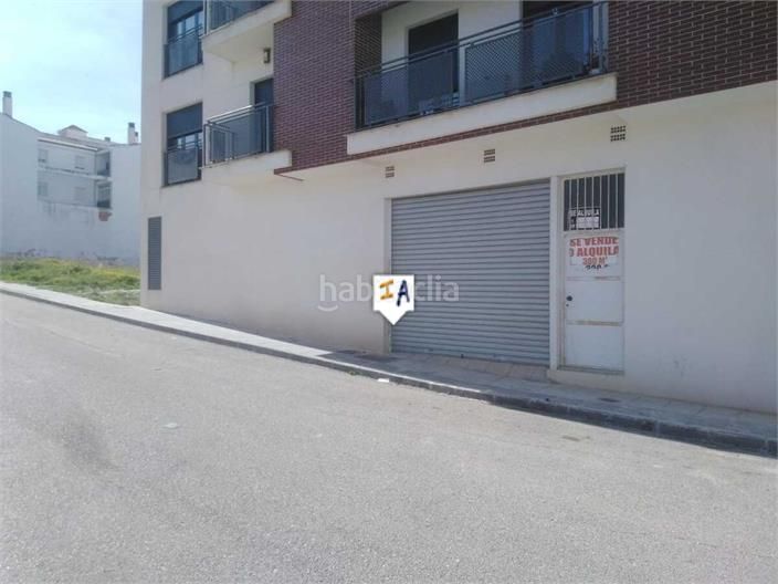 Foto d5c4adeb-b166-4a32-bd25-9a56e49ac61c. Local comercial a Torredelcampo