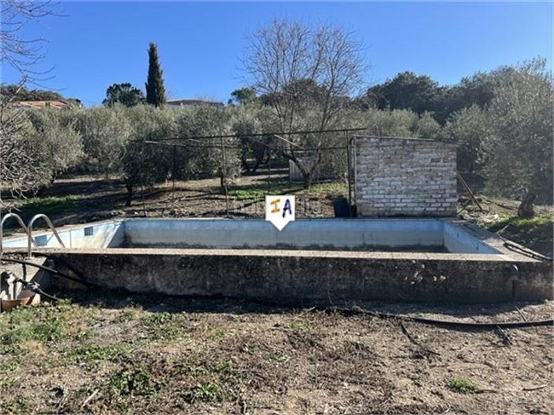 Foto 9b039e17-7b1f-472f-888e-0e986cac8179. Masia amb aparcament piscina a Alcalá la Real