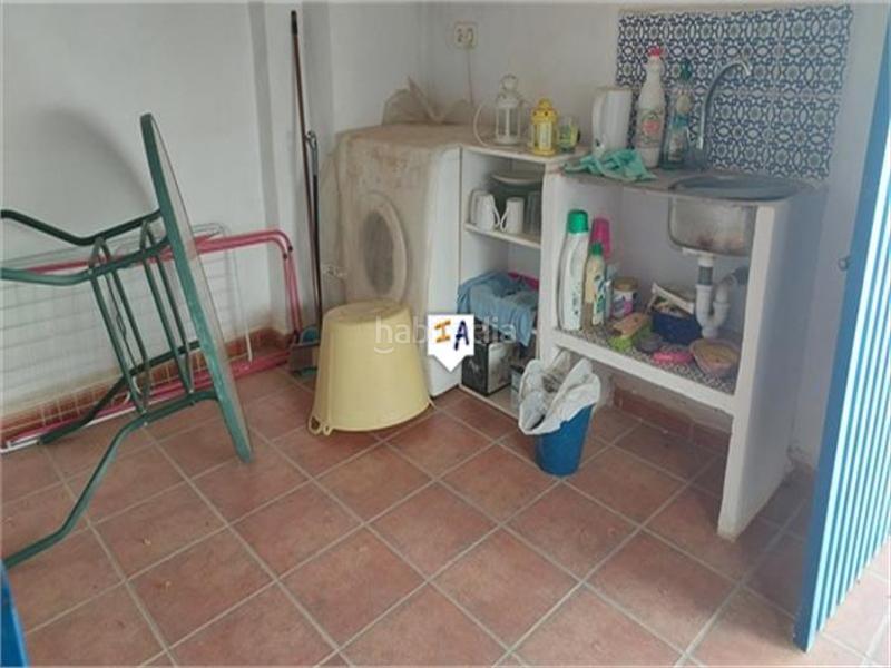 Foto c7829767-81c9-468f-bc5a-d904ca6001d3. Casa adosada en Colomera