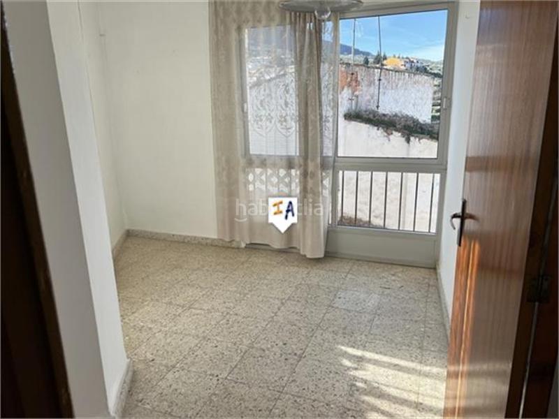 Foto 9a57d389-eb77-494c-a168-5b9a755bda40. Casa adossada amb aparcament a Castillo de Locubín