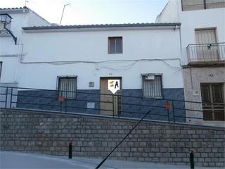 Casa adossada en Alcaudete