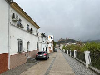 Casa adossada a Alcalá la Real