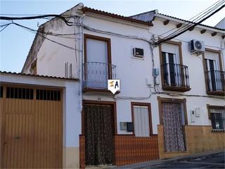 Casa adossada a Cuevas de San Marcos