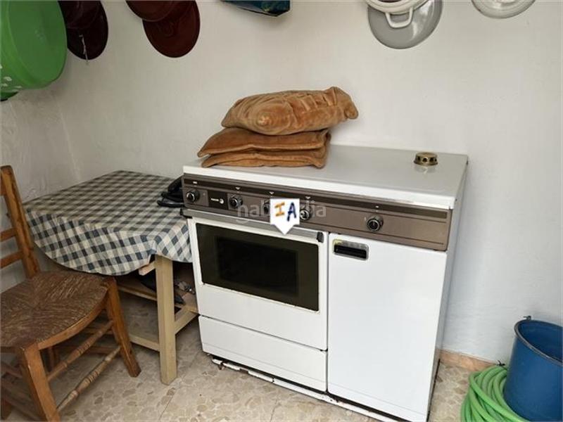 Foto e17db6d4-8834-4104-bf28-5ad319db99fc. Casa adossada amb aparcament a Luque
