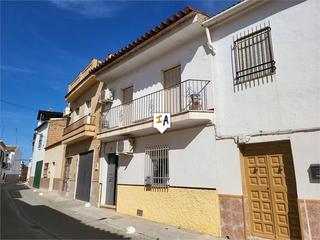 Casa adossada a Casariche
