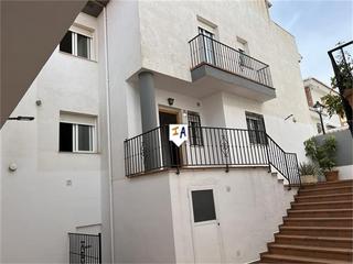 Casa adossada a Cájar