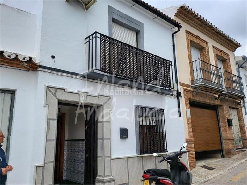 Foto e2d32a27-5953-4d8e-9f64-1bb6deae0fba. Casa adosada en Zona de la Vega Antequera