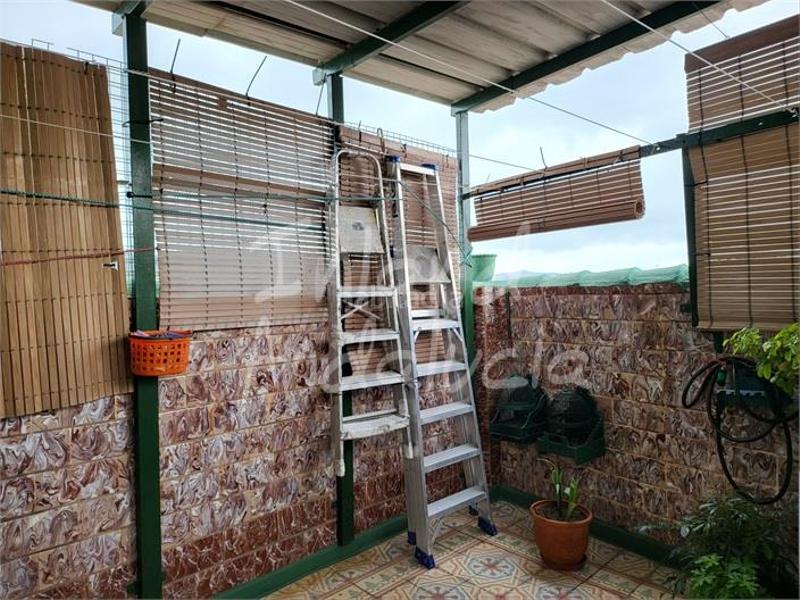 Foto f1a9cd12-acaa-4dde-b370-5c9443911aa5. Casa adossada a Zona de la Vega Antequera