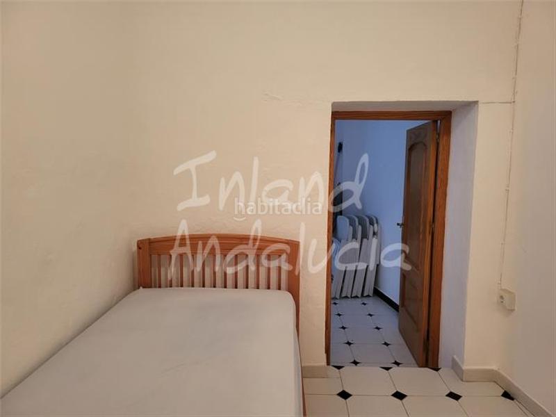 Foto 6178fcec-e75e-47e1-8e17-eb7433f6ee01. Maison jumelée dans Cuevas de San Marcos