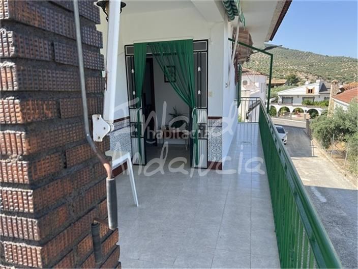 Foto 467d7699-2127-4cb1-bd2a-11dfdc04102c. Casa a schiera con parcheggio in Alcaudete