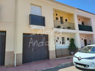 Semi detached house in Humilladero