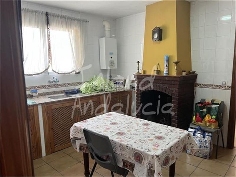 Foto 36cf12e2-f1fc-4845-a2f0-fb2ba932335f. Masia amb aparcament a Carcabuey