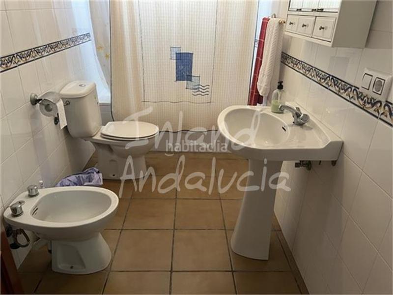 Foto 985b48a2-cf97-4918-b59c-e9278f923b63. Masia amb aparcament a Carcabuey