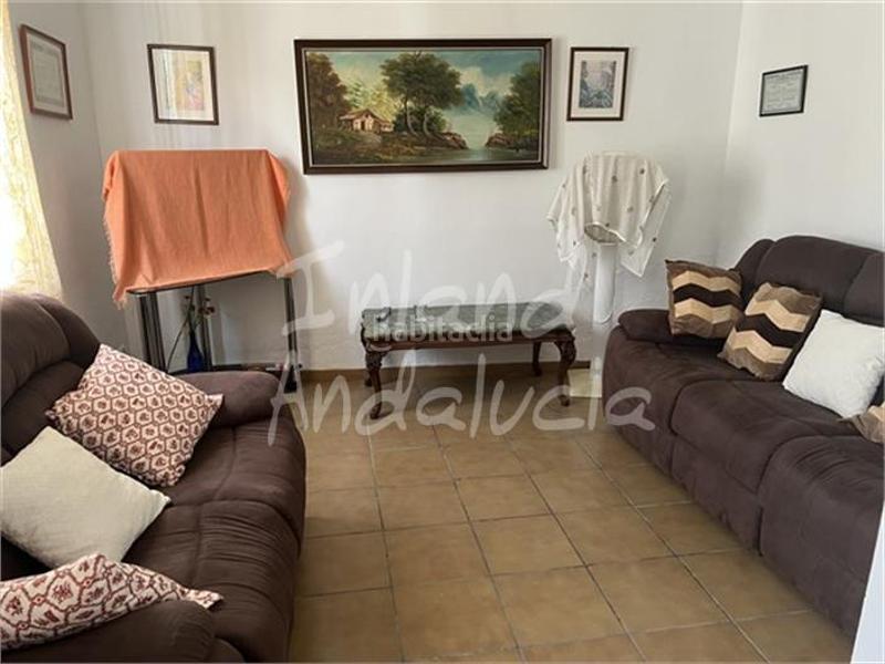 Foto dc17ea7c-160b-4bf1-9379-d3002f30d424. Masia amb aparcament a Carcabuey